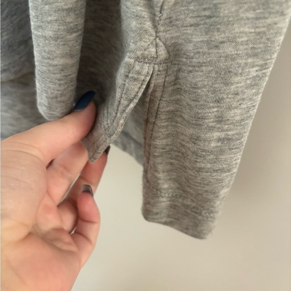 Nike Women's Gray Tank Top - Picture 4 of 5